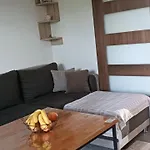 Pyramid House Semesterbostad *